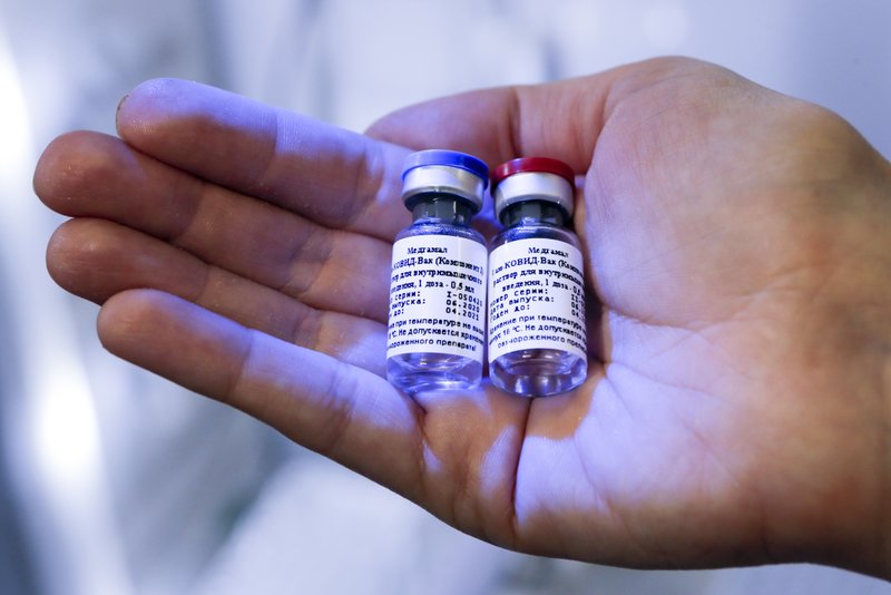 Global coronavirus cases top 20 million as Russia approves vaccine