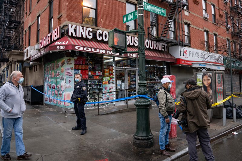 Man, 20, shot, critically wounded, outside Manhattan deli