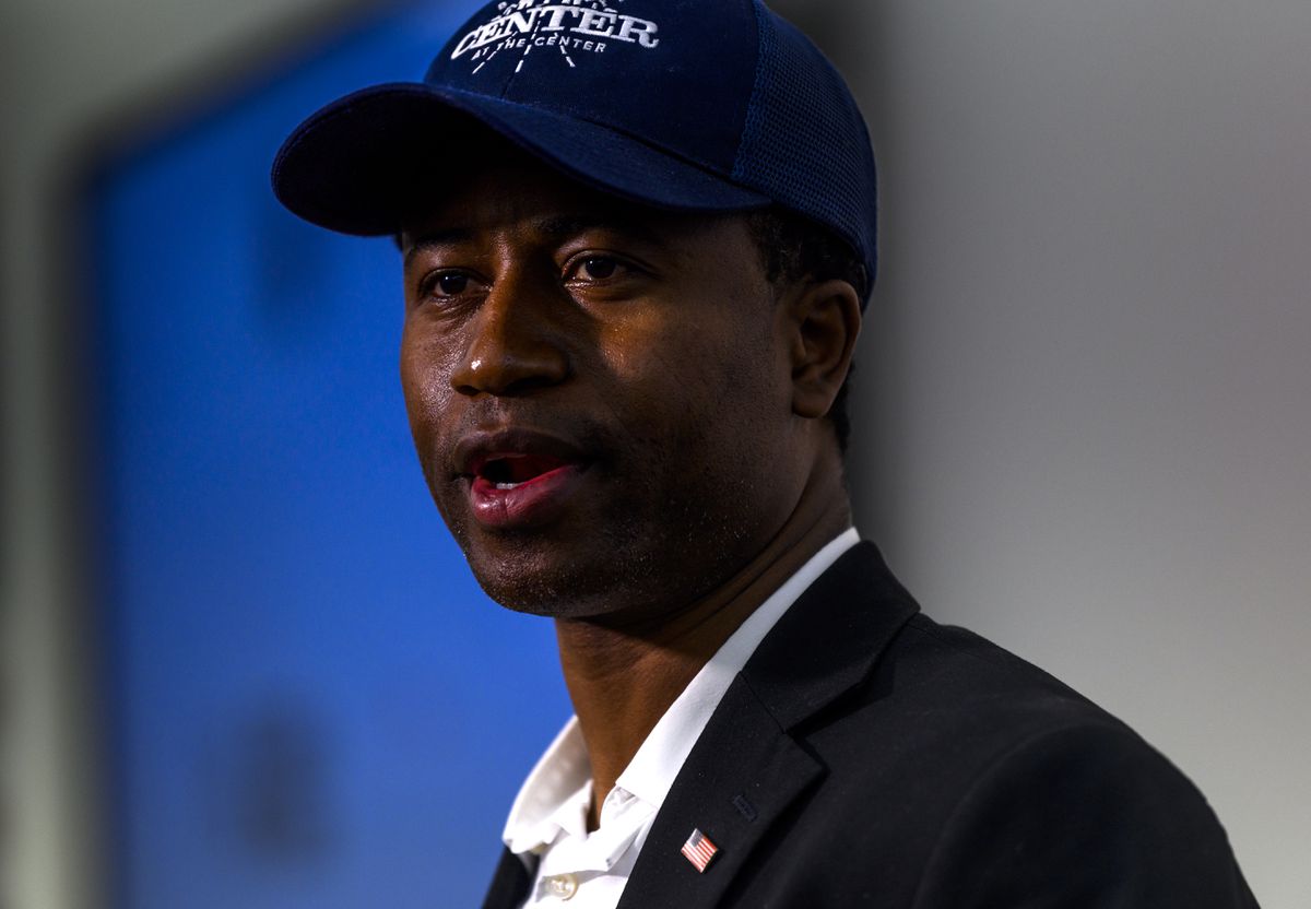 Minnesota mayor takes control of police department following cop shooting of Daunte Wright