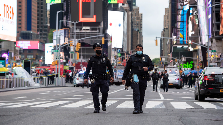 Four-year old girl among three hit by stray bullets in Times Square gun mayhem