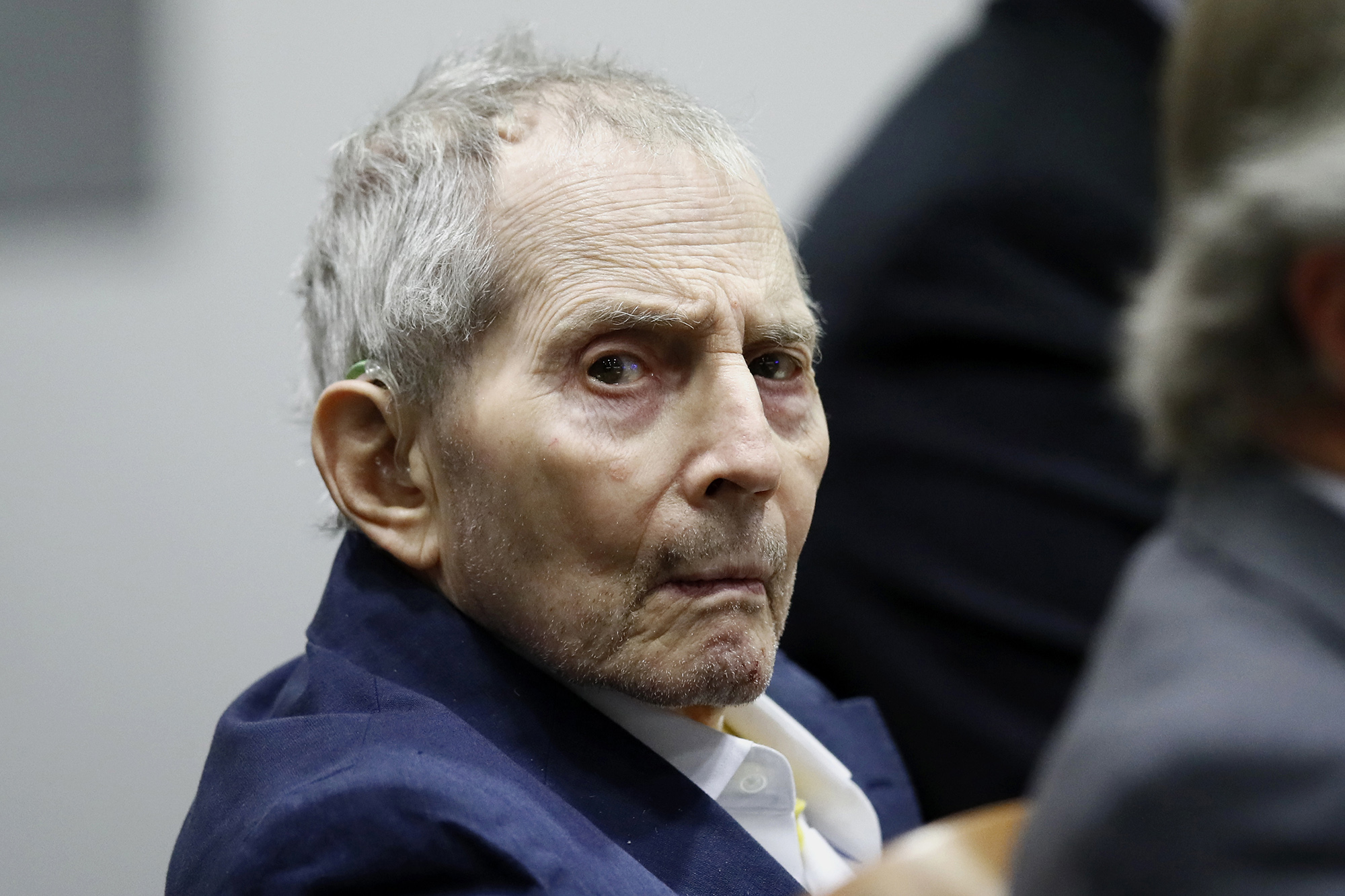 NY billionaire Douglas Durst testifies at brother Robert Durst’s slay trial