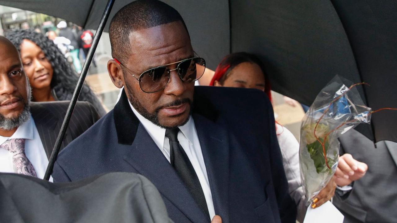 R. Kelly says he will not testify in sex trafficking trial
