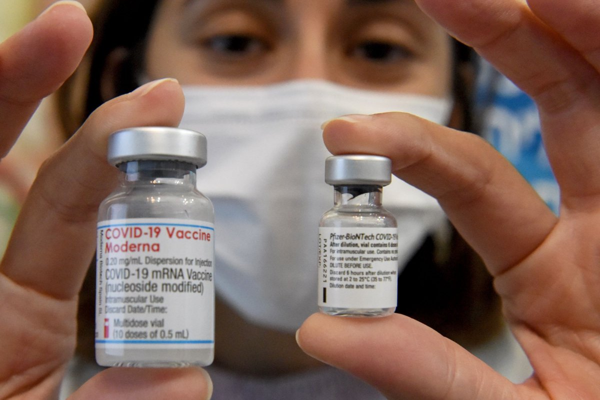 FDA expected to approve mixing-and-matching COVID-19 vaccines for booster shots