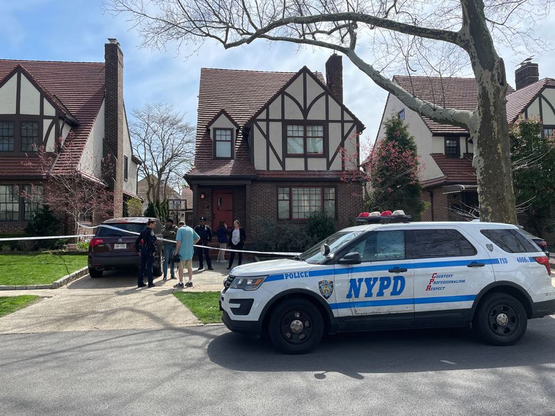 Queens mom of two teen boys found dead in duffel bag a half-mile from Forest Hills home