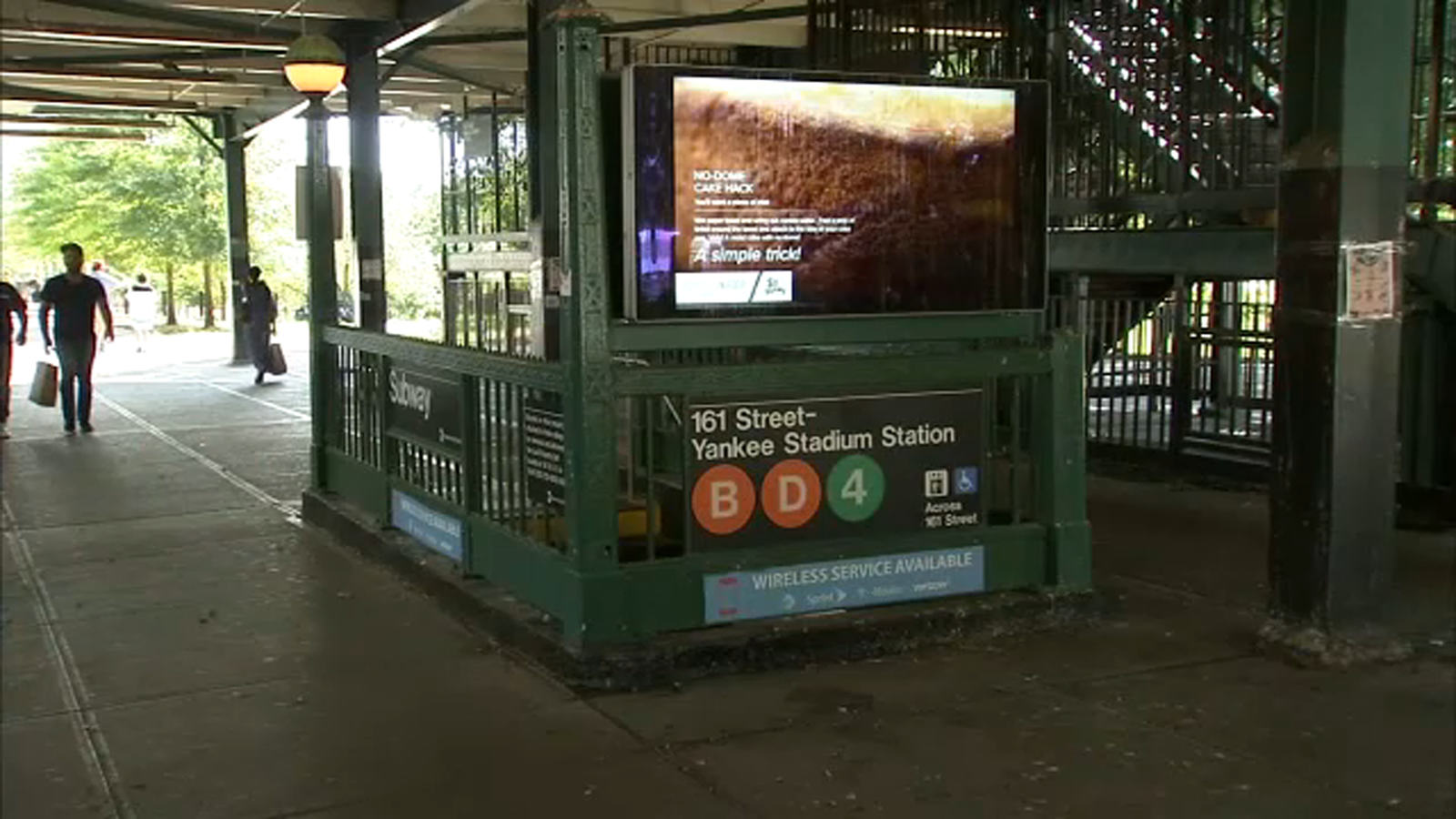 Man stabbed in back at subway stop outside Yankee Stadium