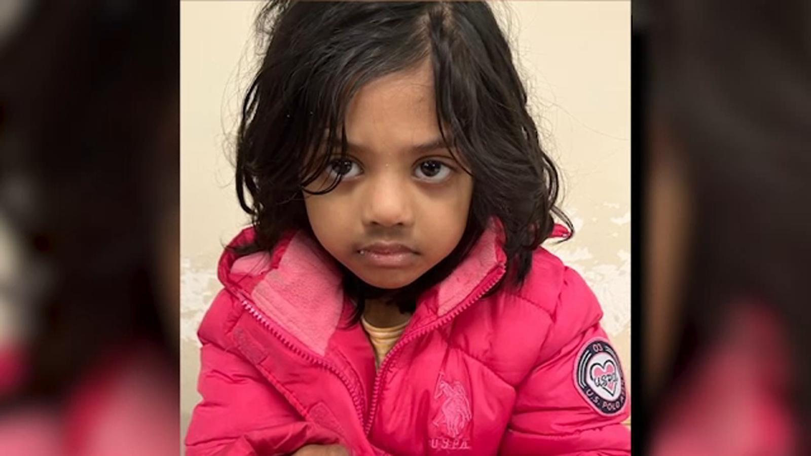 Police searching for guardian of young girl found alone in Bronx on New Year’s Eve