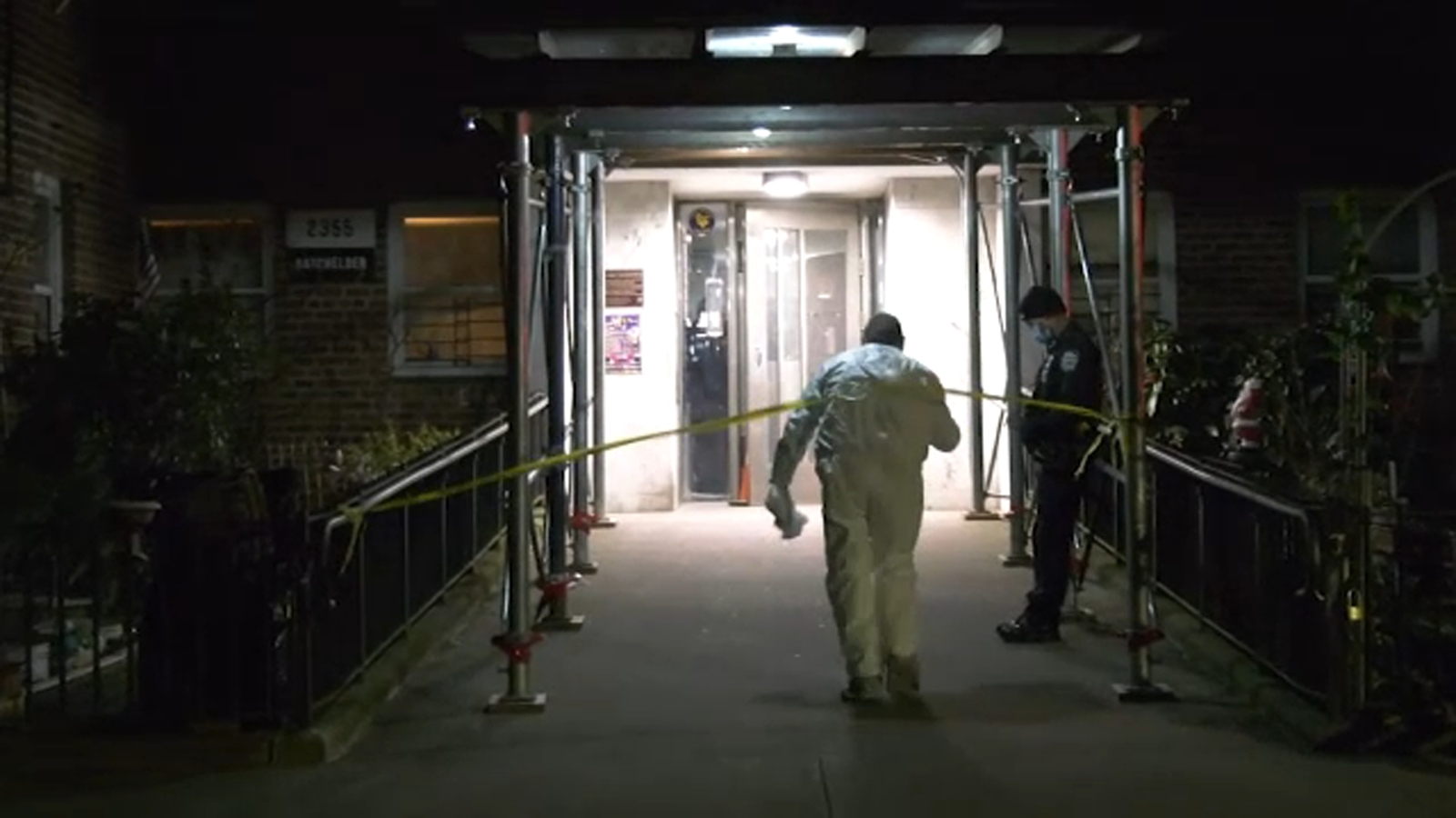 Man found fatally shot in head in NYCHA building stairwell in Sheepshead Bay