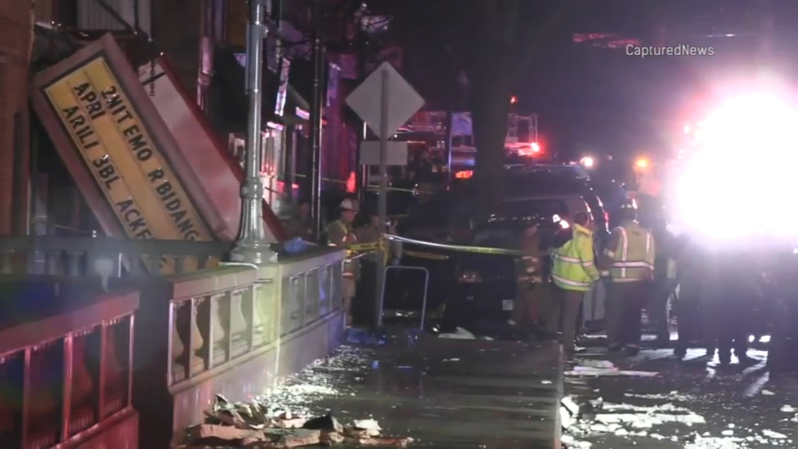 1 dead, 28 injured after Illinois theater roof collapses during severe weather