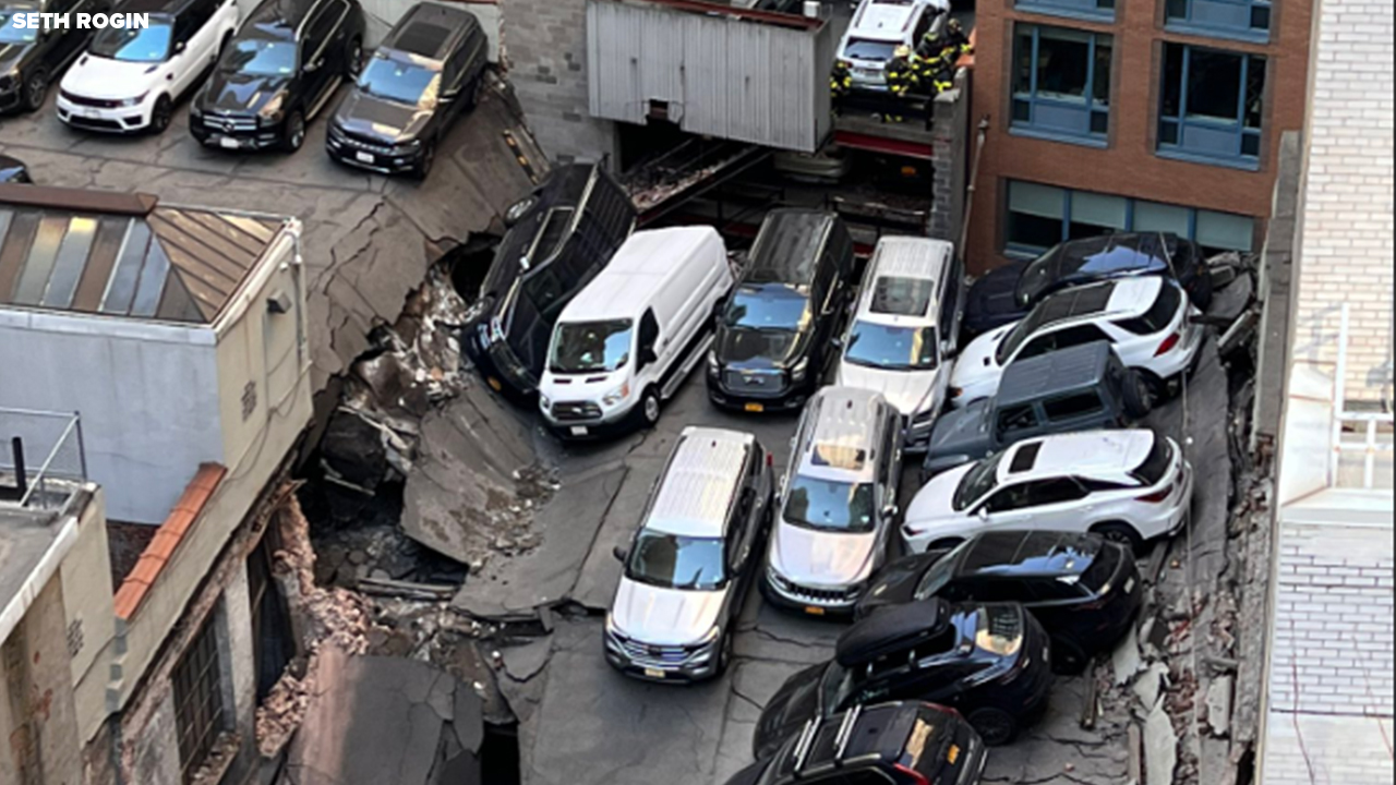 1 dead, multiple injured in parking garage collapse in Lower Manhattan