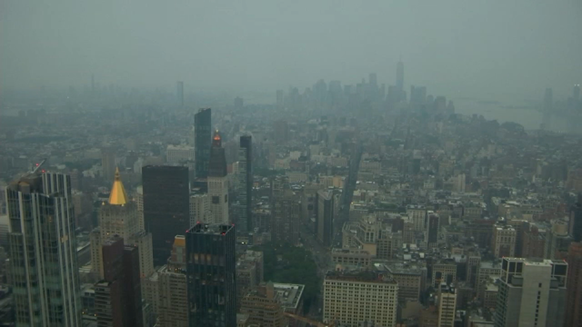 Smoke from Canadian wildfires sparks Air Quality Alert for NYC