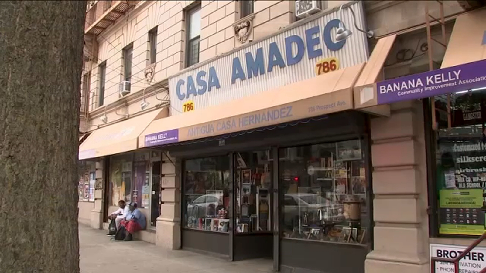 Puerto Rican native’s music store remains staple in Bronx community decades later
