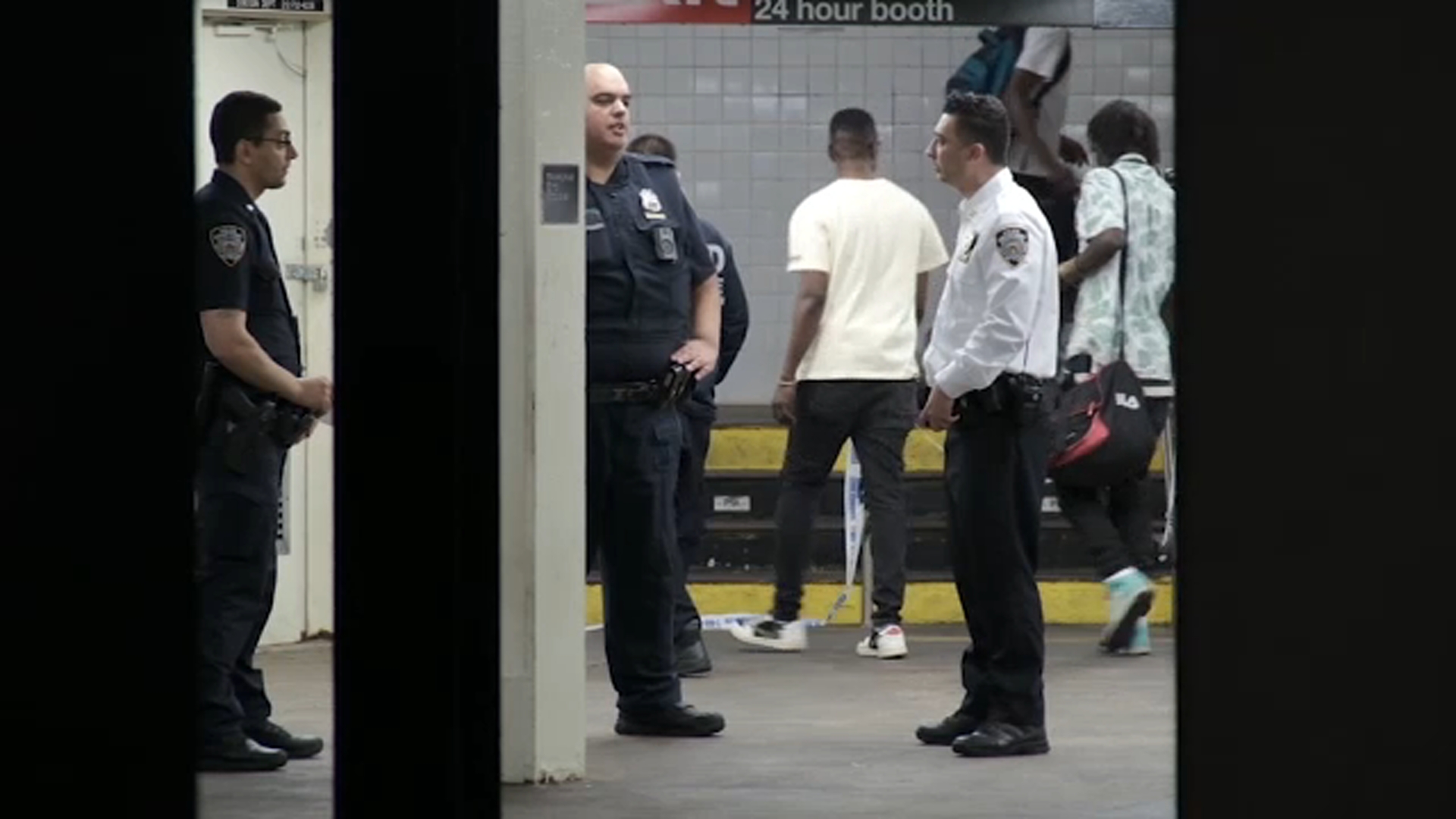 Woman stabbed on southbound A train in Bed-Stuy; No arrests made