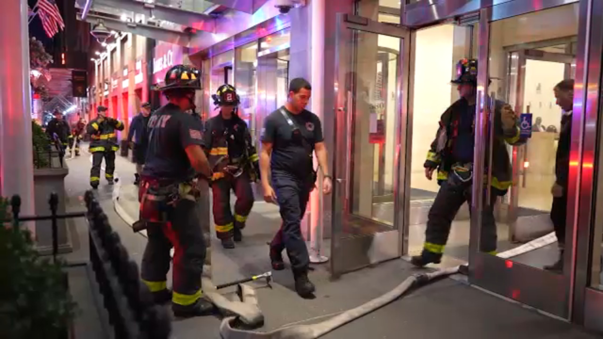 Customer freed after 9 hours stuck inside basement vault in Diamond District