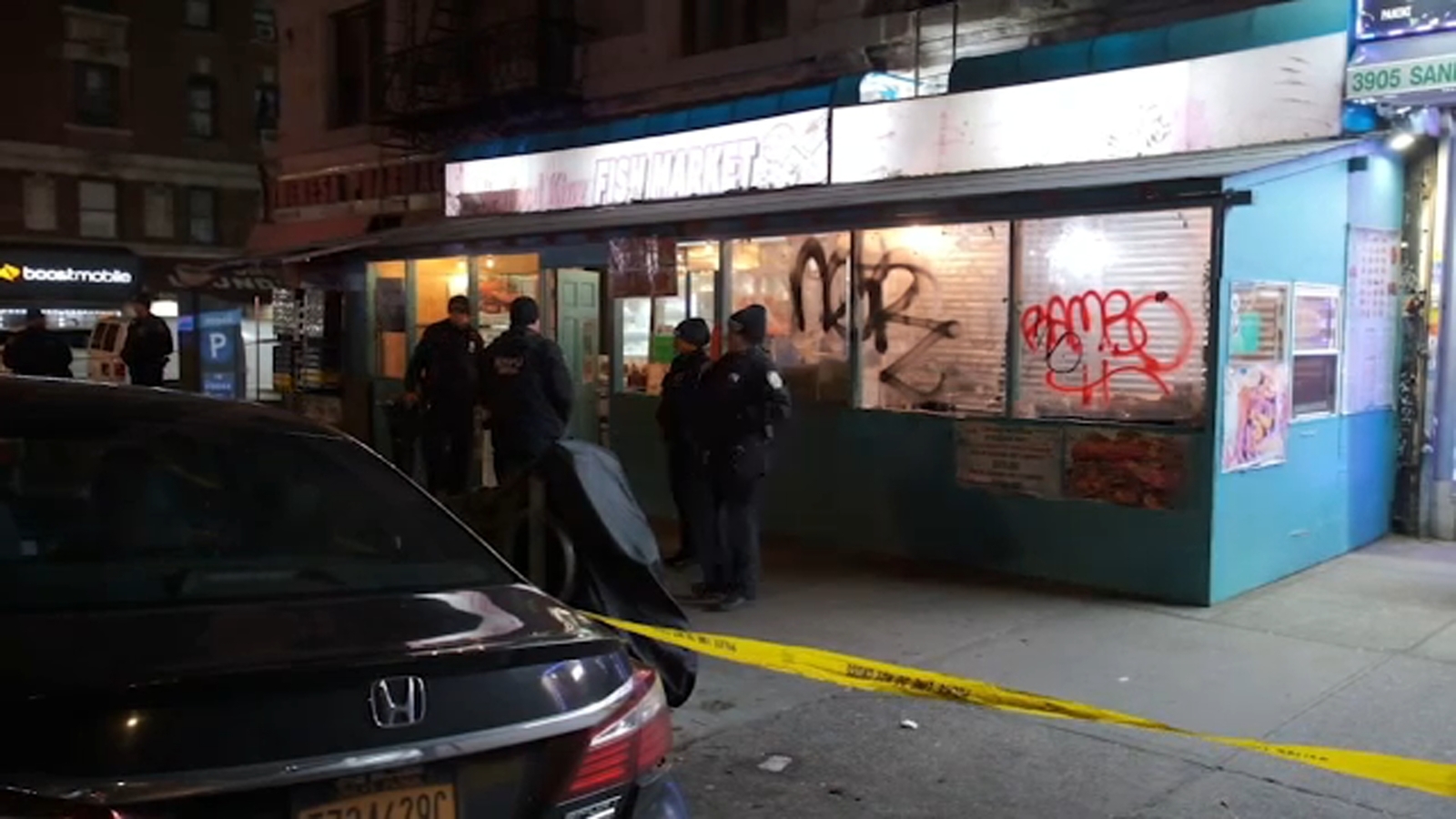 Man critical after being shot in the head in Washington Heights fish restaurant